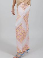 Wide-Pink-Trousers-with-Ikat-Square-Print_1