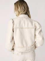 Short-Jacket-with-Puff-Sleeves_3