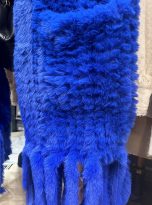 Blue-Faux-Fur-Large-Scarf-with-Pockets_3