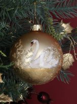 Glass-Gold-Bauble-with-Swan_1