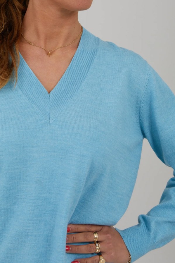 V-Neck-Coastal-Blue-Sweater_2